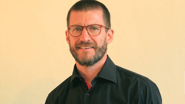 Dr. Sebastian Spirling ist seit 2012 Chefarzt der Klinik für Forensische Psychiatrie in Großschweidnitz.