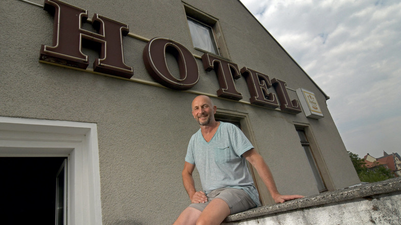 Der Döbelner Sven Weißflog ist vieles, seit 2015 auch Hotelbesitzer in Leisnig. Er weiß, dass er dort ein Riesenprojekt vor sich hat. Sofort angehen wird er es aber nicht.