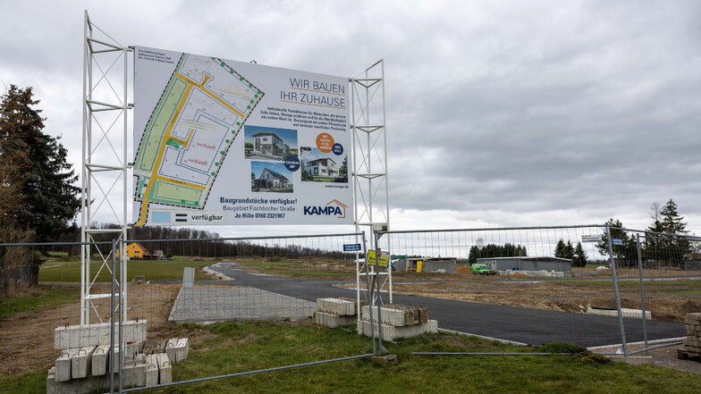 Die ersten Häuser im neuen Wohngebiet von Wilschdorf stehen bereits. Platz ist für noch mehr.