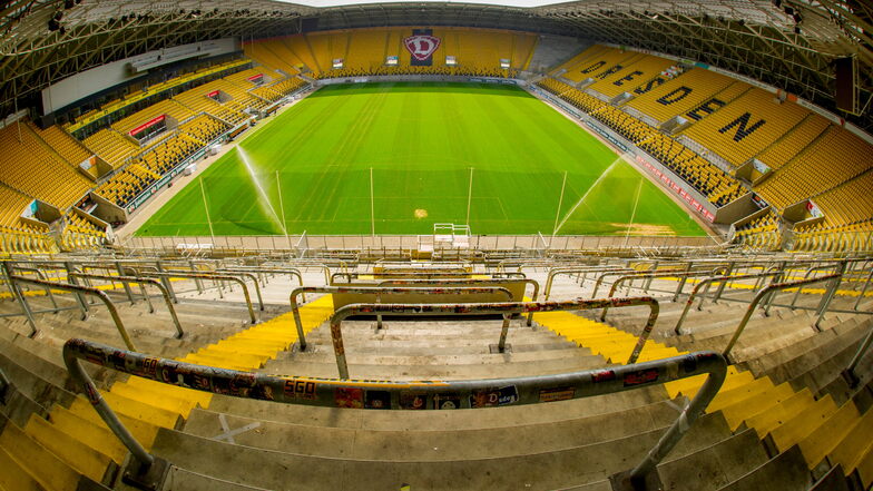 Ab diesem Samstag können Fußballfans die EM-Spiele auch im Dresdner Rudolf-Harbig-Stadion verfolgen. IM VIP-Bereich haben bis zu 500 Zuschauer Platz.