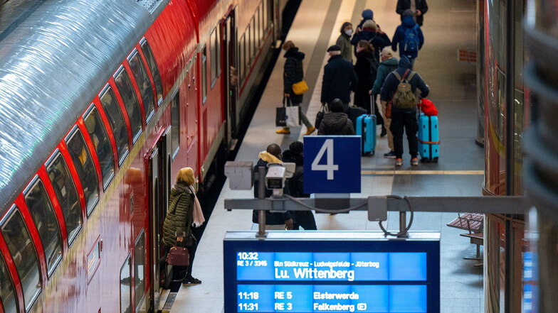 Deutsche Bahn verschärft 3G-Kontrollen