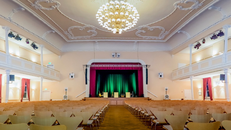 Die Kulturbetriebsgesellschaft "Meißner Land" betriebt die Börse Coswig mit dem Konzertsaal.