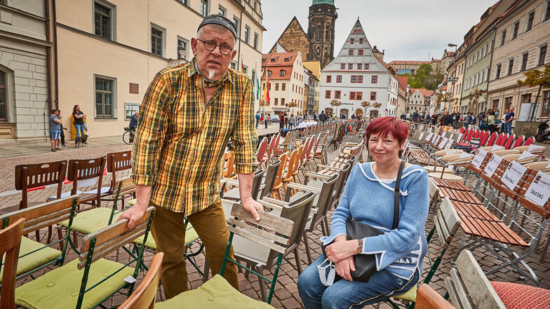 Jens und Grit Schwemmer, Inhaber der "Ziegelscheune am Waldpark" in Pirna: "Wir wissen nicht, ob wir das überleben."