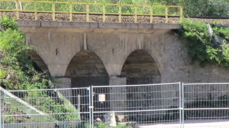 Verschwunden: Die aus dem 19.Jahrhundert stammende Drei-Bogen-Brücke ist mittlerweile weg.