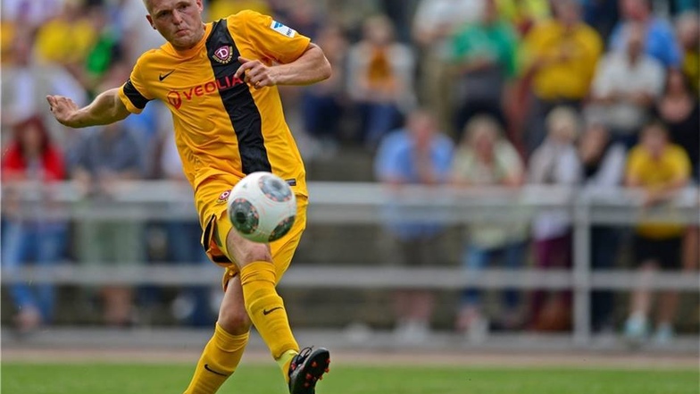 Thorsten Schulz kam 2013 aus Aalen nach Dresden und blieb für eine Saison. Wechselte direkt zu Aue, wo er kaum Einsätze erhielt und nach einer Spielzeit wegging. Heute wieder in Aalen.