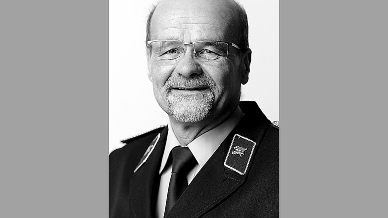Gunter Reißig ist am 6. Oktober aus dem Leben geschieden. Er war Wehrleiter in Pappendorf und im Vorstand des Kreisfeuerwehrverbandes aktiv.