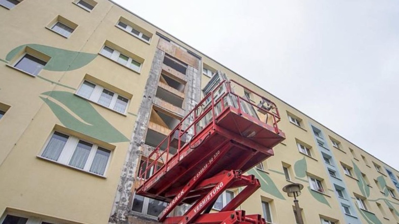 Bereits 2018 wurden zum Beispiel in Wohnblöcken an der Erich-Weinert-Straße in Bautzen Aufzüge installiert.