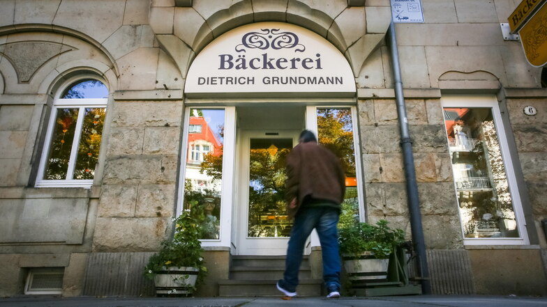 Weil der Geschäftsführer der Dresdner Bäckerei Grundmann sich am Firmengeld bediente, wurde diese insolvent.