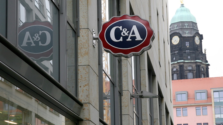 C&A Dresden vor Umzug: Kleinere Kollektionen, weniger Platz