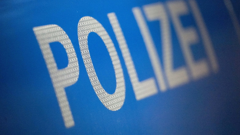 Polizisten mit Waffe in Sebnitz bedroht