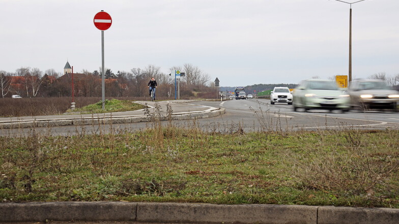 Eine Autofahrerin fuhr vor Anfang 2022 falsch auf die B 169 auf – und verursachte am Abzweig Bobersen (Foto) um ein Haar einen schweren Unfall.