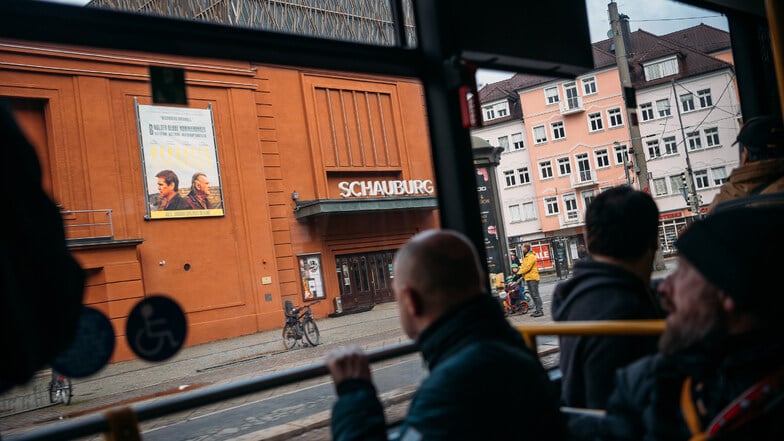 Kleiner Sneak Peak: Freut euch auf eine Rundfahrt vorbei an der Schauburg, der AOK PLUS Walter-Fritzsch-Akademie und vielen mehr.