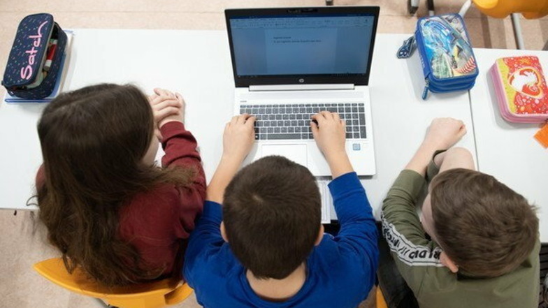 An der Großpostwitzer Grundschule können im Unterricht und bei den Ganztagsangeboten künftig auch Laptops genutzt werden.