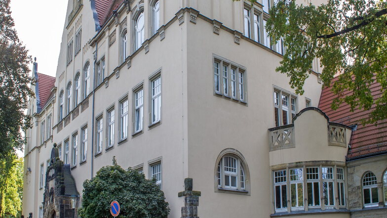 Das Steinbachhaus des Lößnitzgymnasiums wird brandschutztechnisch saniert.