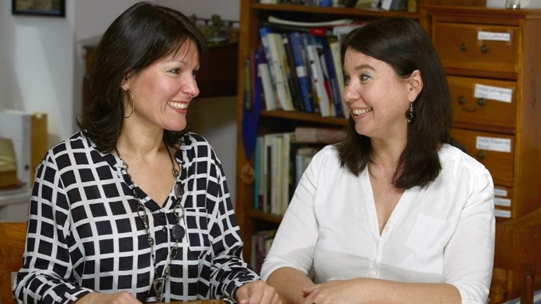 Freundinnen fürs Leben: Anke Behrendt (49) aus Lommatzsch und Stefanie Wally (48) aus Heidelberg werden häufig für Schwestern gehalten.