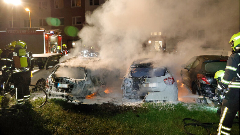 38.000 Euro Schaden nach zwei Pkw-Bränden in Chemnitz