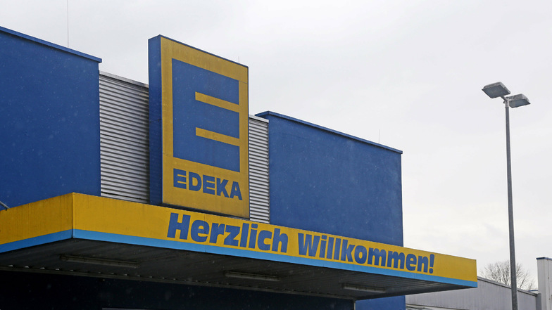 Edeka kündigt den Bau eines Einkaufsmarktes in Schirgiswalde an. Das sorgt in der Stadt sowohl für Begeisterung als auch für Zukunftsangst.