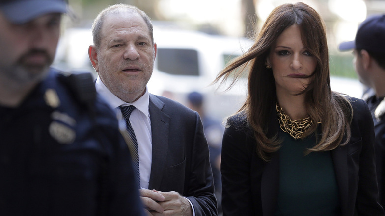 Star-Anwältin Donna Rotunno soll Weinstein vor dem Gefängnis bewahren. Sie versucht, Zweifel an den Geschichten der Frauen zu säen, die angeben, von Weinstein vergewaltigt und sexuell ausgebeutet worden zu sein.