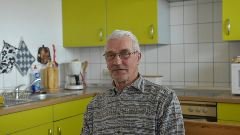 In der Wohngruppe in Weißwasser hat Roland Schütze die Bleibe gefunden, in der er sich wohlfühlt. Nach einem bewegten Leben, in dem es viele Rückschläge gab, sagt er: „Ich bereue nichts.“
