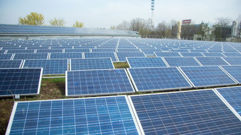 Die Bundesregierung will mit dem Solarpaket den Ausbau und Betrieb von Photovoltaikanlagen einfacher machen.