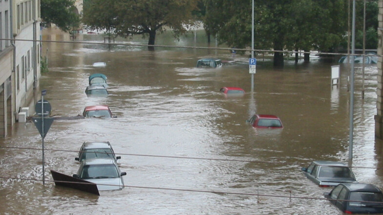 Im Jahr 2002 hatte die Weißeritz weite Teile der Innenstadt überflutet. 