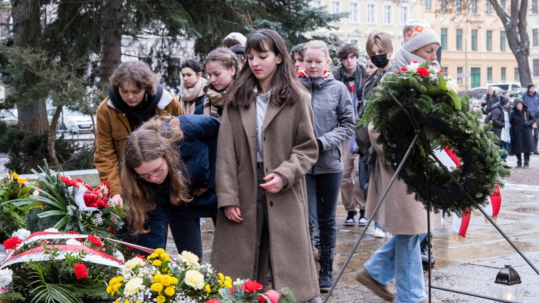Auch Schülerinnen und Schüler des Augustum-Annen-Gymnasiums sind bei der Gedenkveranstaltung am Freitag auf dem Wilhelmsplatz dabei.