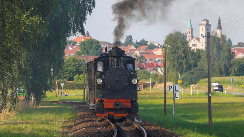Der Güterzug am Bahnhof Zittauer Vorstadt.