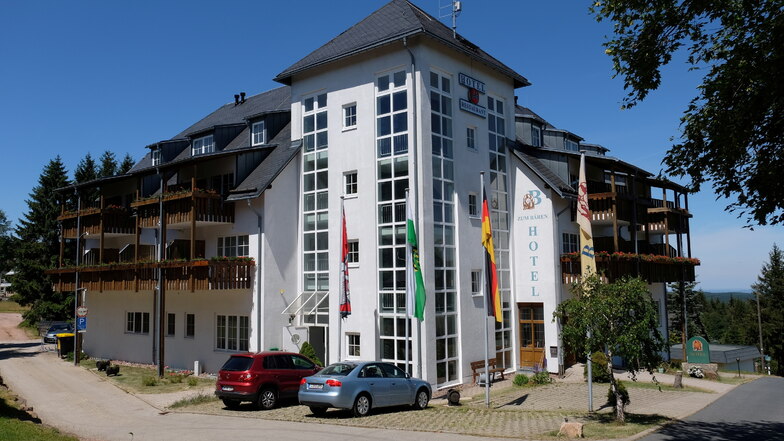 Doppelter Hotelverkauf im Osterzgebirge