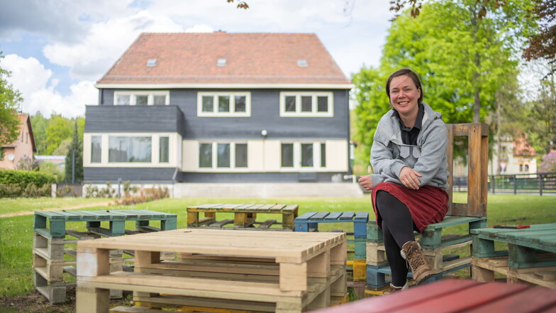 Sandra Stibenz kümmert sich in der Stadt Niesky um das Projekt "Ortschafft(s)Leben 2.0", das die Ortsteile voranbringen soll.
Ihr Büro hat sie im Wachsmann-Haus in Niesky.