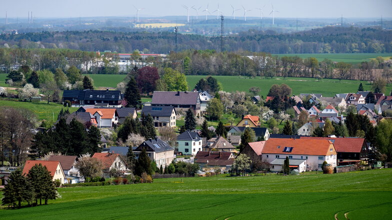 Alle Grundstückseigentümer müssen bis zum 31. Januar 2023 ihre neue Grundsteuerklärung abgeben. Bisher hat das im Landkreis Bautzen erst jeder zweite getan.