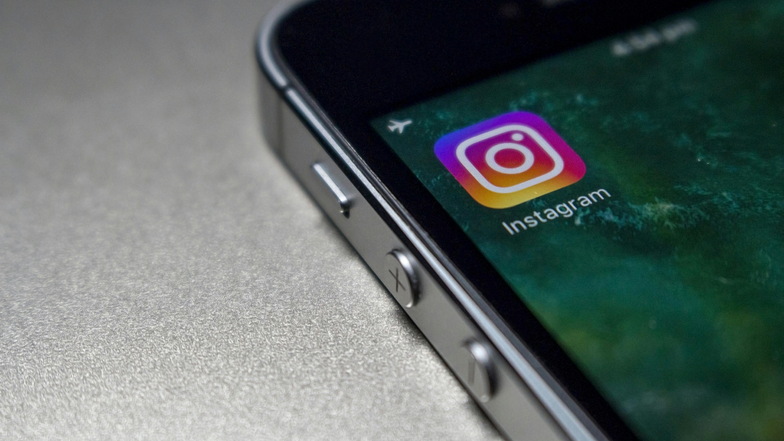 Instagram will politische Inhalte künftig nicht mehr  "proaktiv" zeigen.