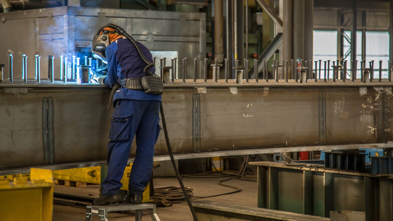 Laut Arbeitsagentur haben sich in den zurückliegenden Monaten etliche Stahlbauer in Niesky arbeitslos gemeldet.