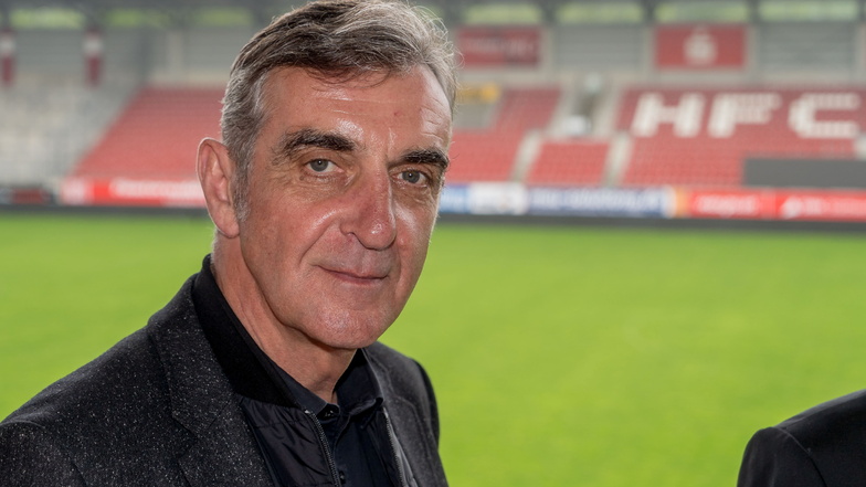 Am 12. Mai wurde Ralf Minge als Sportdirektor beim Drittligisten Hallescher FC vorgestellt. Dort gebe es große Potenziale, meint er.