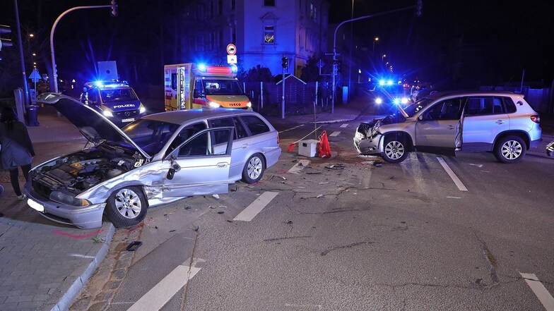 An der Kreuzung von Rankestraße und Peschelstraße kam es am Dienstagabend erneut zu einem schweren Verkehrsunfall. Anwohner sind besorgt.