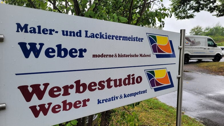 Die Niederlassung des Betriebs von Maler- und Lackierermeister Weber im Döbelner Ortsteil Simselwitz. Der Handwerker hat Insolvenz angemeldet, der Betrieb geht aber weiter.