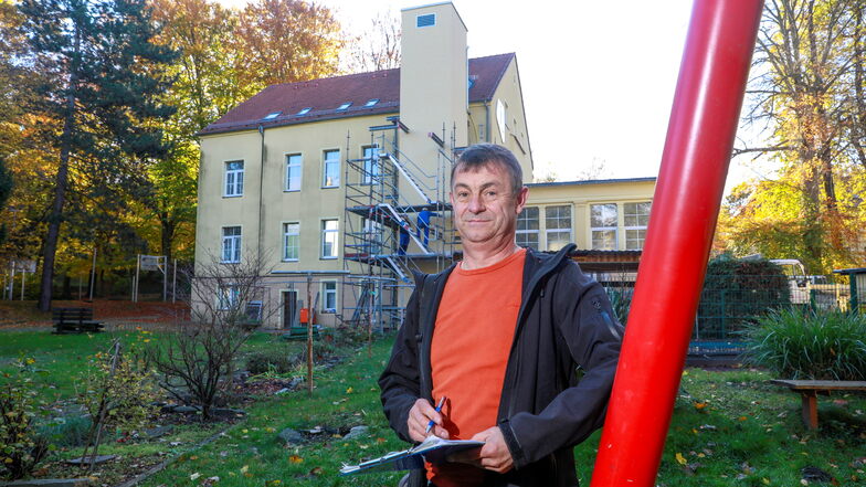 Lutz Kaden ist der Leiter des CJD-Kinderheimes in Löbau. Seit einem Jahr sind hier nur die Bauarbeiter am Zug.