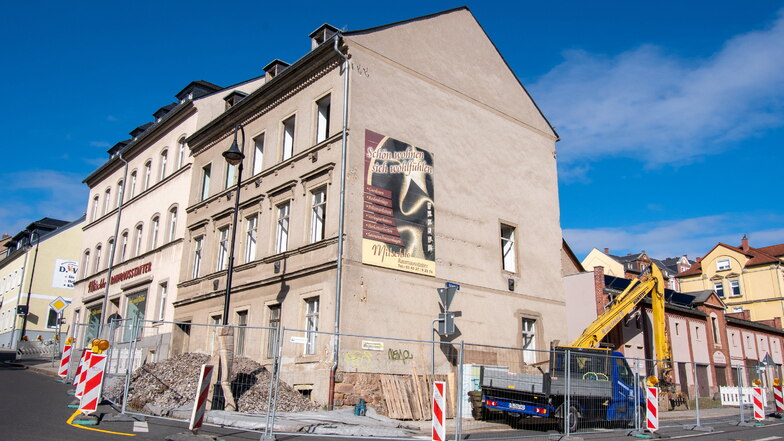 Das Eckhaus Bahnhofstraße/Härtelstraße wird in den nächsten Tagen abgerissen.
