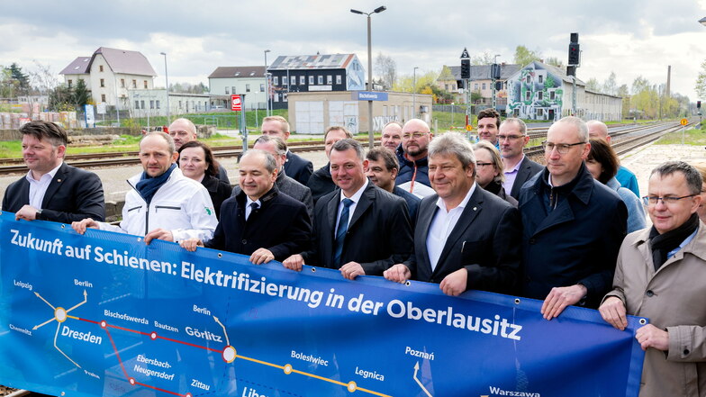 Oberlausitzer Politiker machen Druck wegen Bahn-Elektrifizierung
