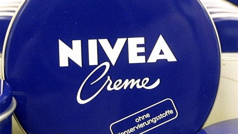 und Nivea sind Veränderungen des Logos gut bekommen.