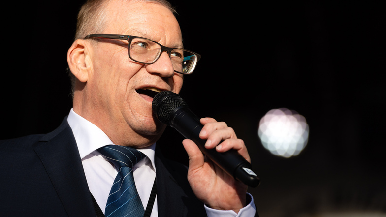 Radebergs Oberbürgermeister Gerhard Lemm ist bekannt für klare Worte. Jetzt hat sich der SPD-Politiker dafür ausgesprochen, bei der Landtagswahl den Direktkandidaten der CDU zu unterstützen.