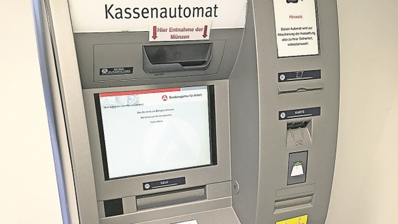 Der Geldautomat in der Arbeitsagentur wurde abgebaut.