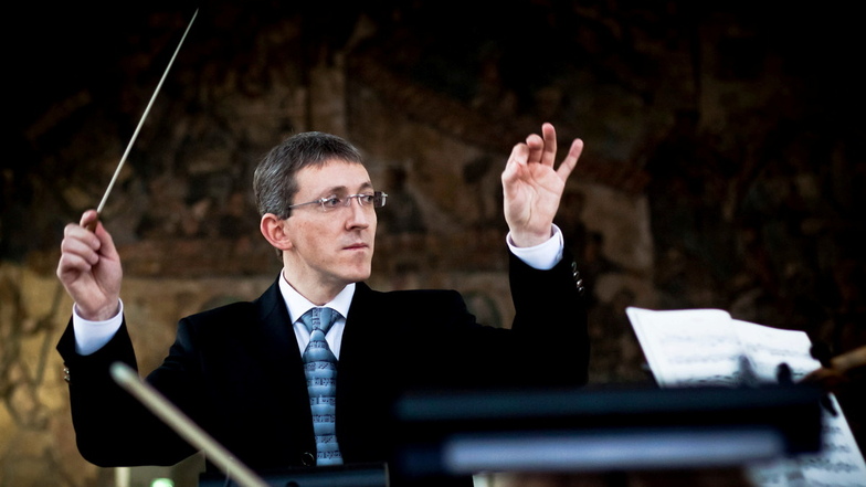 Thomas Seyda dirigiert das Niederschlesische Orchester seit über 20 Jahren. An diesem Sonnabend zum letzten Mal, denn der katholische Kirchenmusiker verlässt Görlitz in Richtung Berlin.