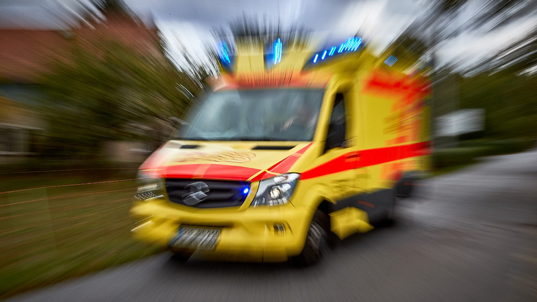 Heidenau: Elfjähriger bei Verkehrsunfall schwer verletzt