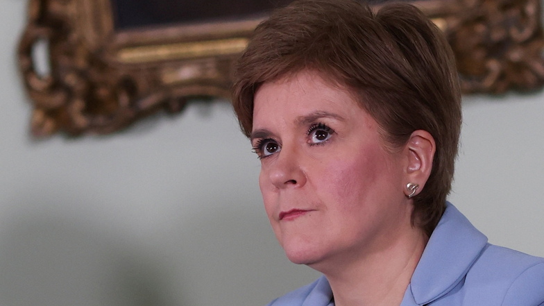 Nicola Sturgeon, Ministerpräsidentin von Schottland, will ihre Ämter aufgeben, auch wegen der Dämpfer im Kampf um Unabhängigkeit von Großbritannien.