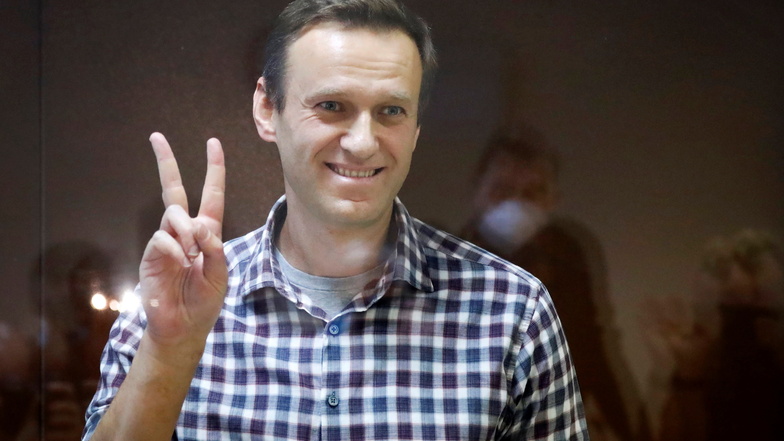 Der inhaftierte russische Oppositionelle Alexej Nawalny erhält den mit 50.000 Euro dotierten Sacharow-Preis für Menschenrechte des Europaparlaments.