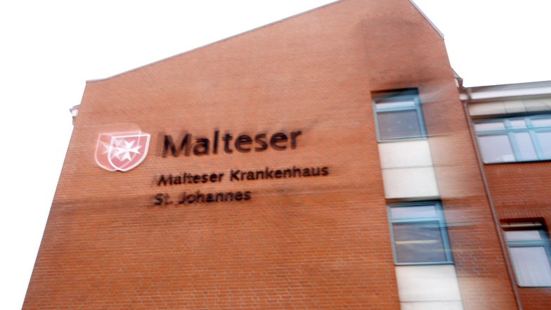 Wer kauft das Kamenzer Krankenhaus? Nachdem die Malteser Deutschland bereits im vorigen Jahr angekündigt hatten, sich von der Klinik trennen zu wollen, ist diese Frage nach wie vor offen.
