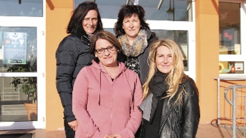 Claudia Wätzig (von links), Susanne Topel, Franca Mehner und Nadin Leschke bilden den neuen Vorstand des Landschulvereins Großweitzschen.