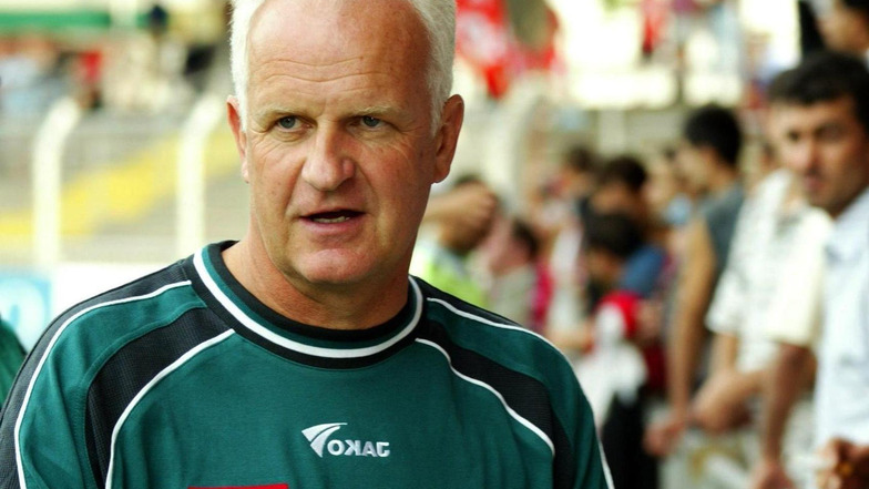 Bernd Stange hat viele Nationalmannschaften trainiert - auch die des Irak.