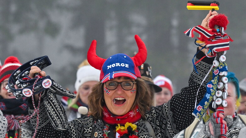 Auch bei der Biathlon-WM in Oberhof hatten die norwegischen Fans viel zu feiern. In Planica dürfte es nun mit dem Siegesjubel weitergehen.
