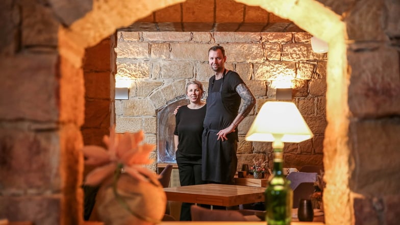 Die Geschwister Nicole und Marcus Blonkowski leiten das Sterne-Restaurant Genuss-Atelier in Dresden seit neun Jahren mit viel Herzblut. Im Jahr 2019 erhielten sie ihren ersten Michelin-Stern, obwohl das gar nicht geplant war.